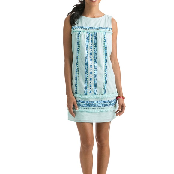 Vineyard Vines Embroidered Shift Dress - Picture 3 of 16